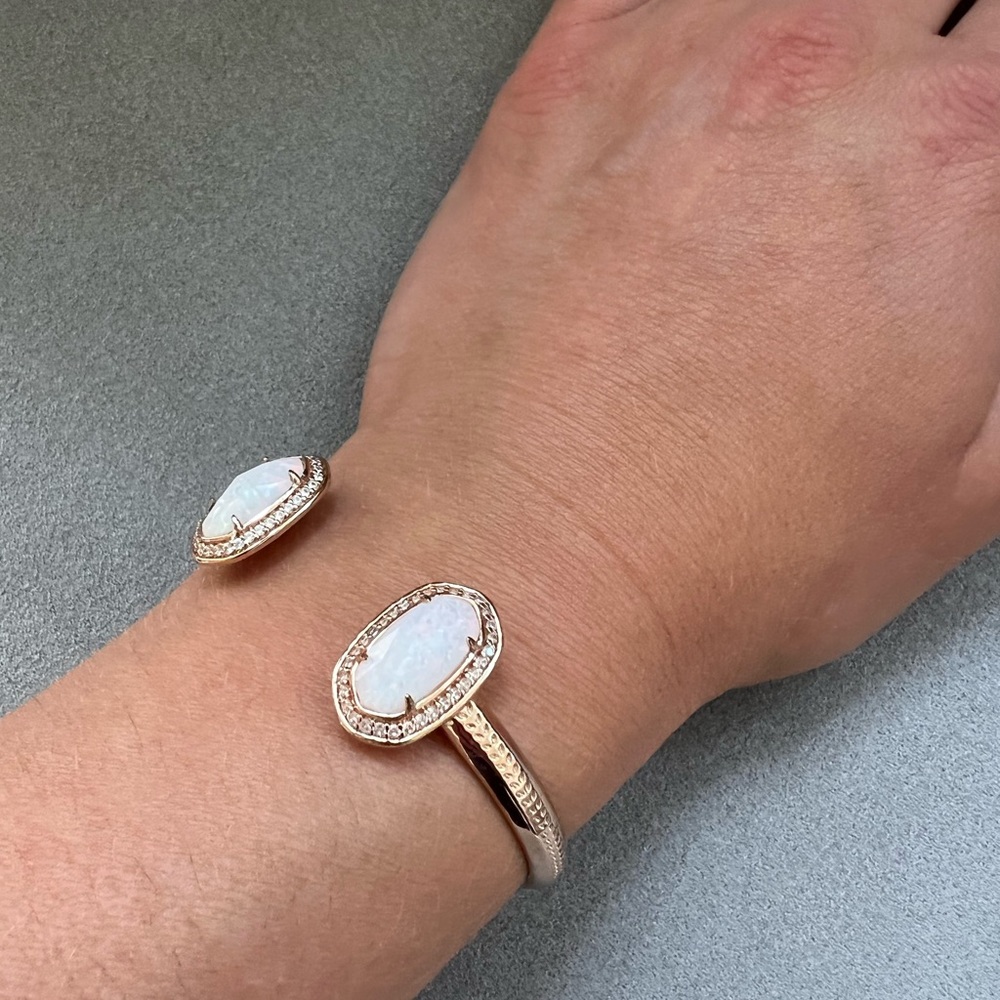 Kendra Scott Opalescent Cuff bracelet